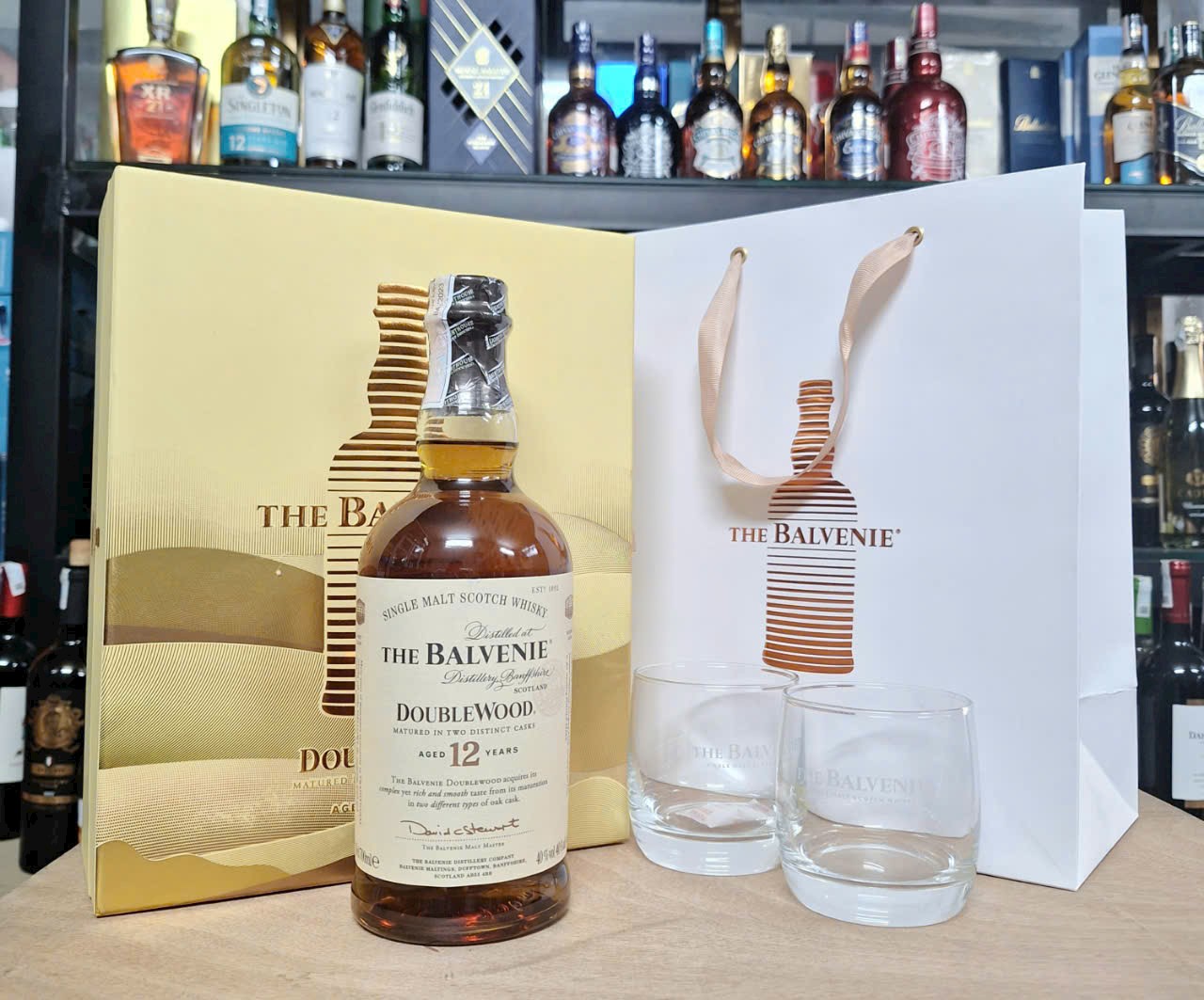 The Balvenie Double Wood 12Yo 700ml/40%vol.(Hôp quà tặng: + hộp, 2 cốc, túi giấy)