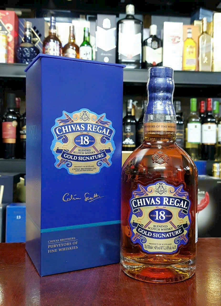 Chivas Regal 18Yo Gold Signature 700/40%Vol.