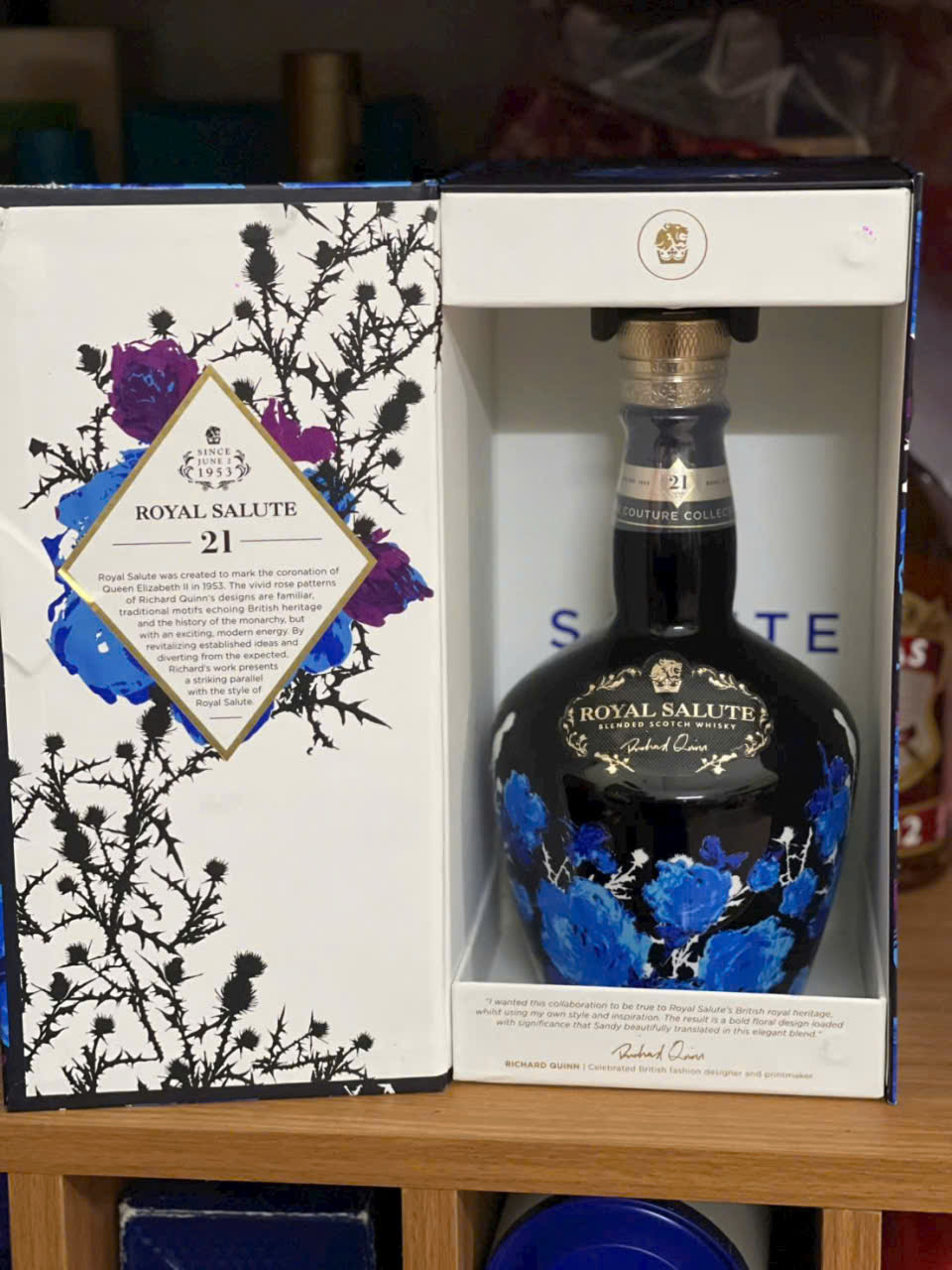 🌹 ROYAL SALUTE 21 YEARS – RICHARD QUINN EDITION 🌹